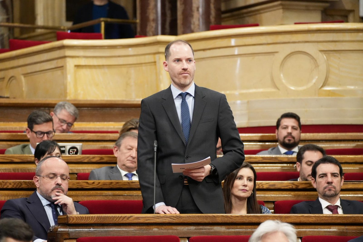 Juan Fernández exige al Govern que baje impuestos de inmediato para contener la escalada de precios derivada de la guerra